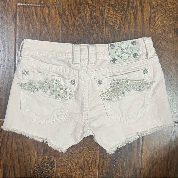 Miss Me Light Pale Pink Embellished Denim Shorts White Label Size 27 Distressed - Picture 14 of 14